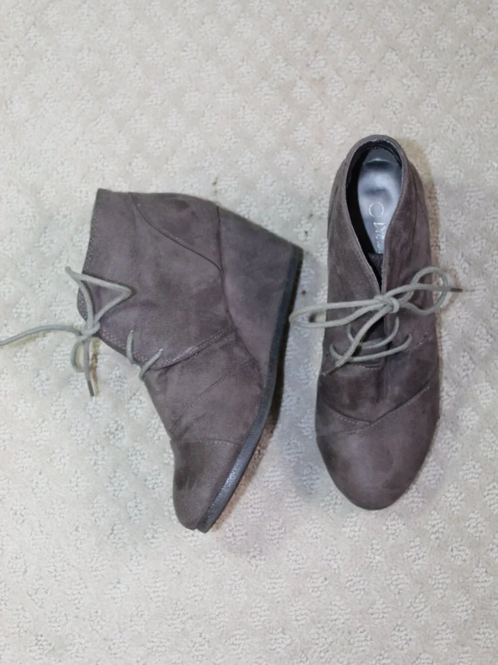 Dream Pairs Size 8 Charcoal Grey Faux Suede Lace Up Wedge Booties